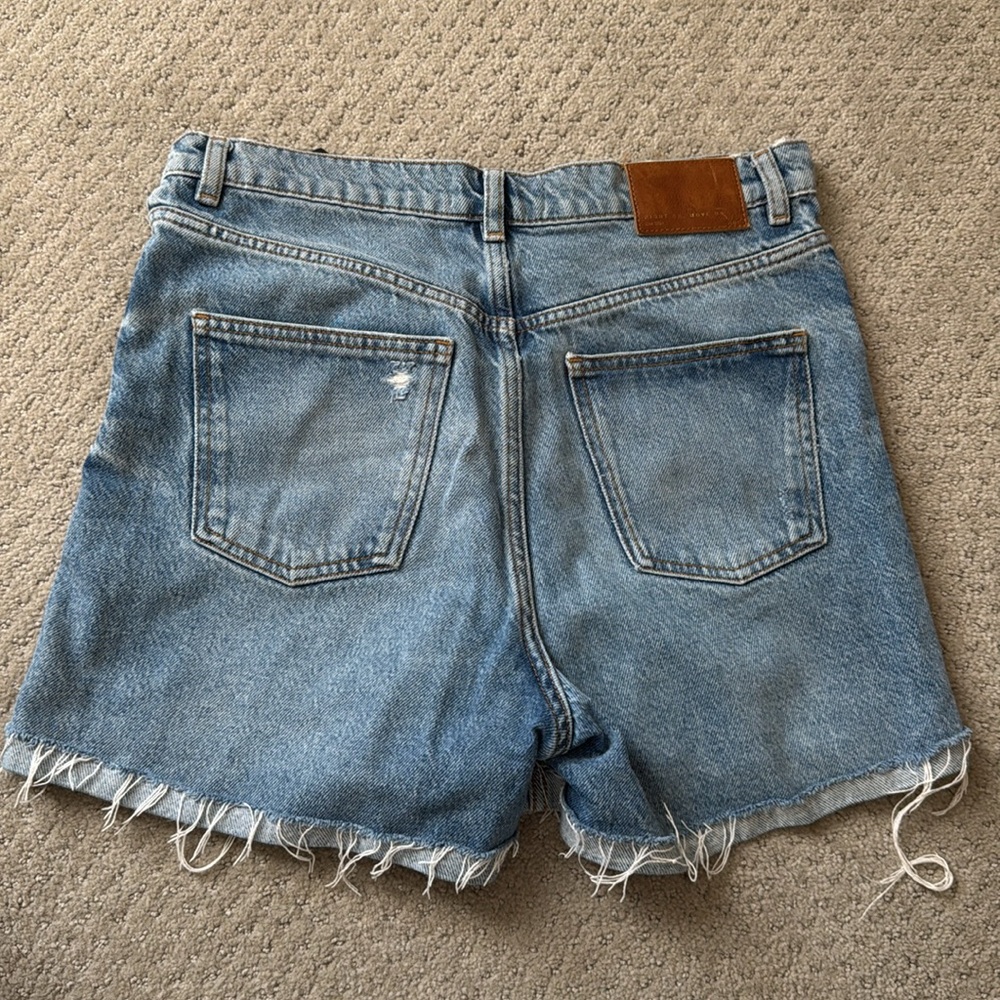 Zara Jean Shorts - Picture 3 of 3